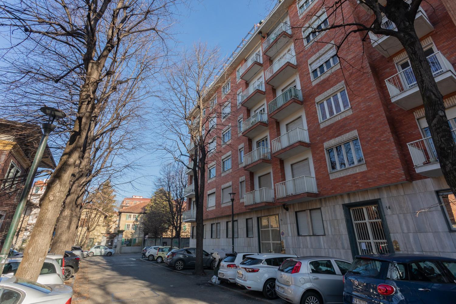 Monte Grappa Apartment By Wonderful Italy Турин Екстер'єр фото